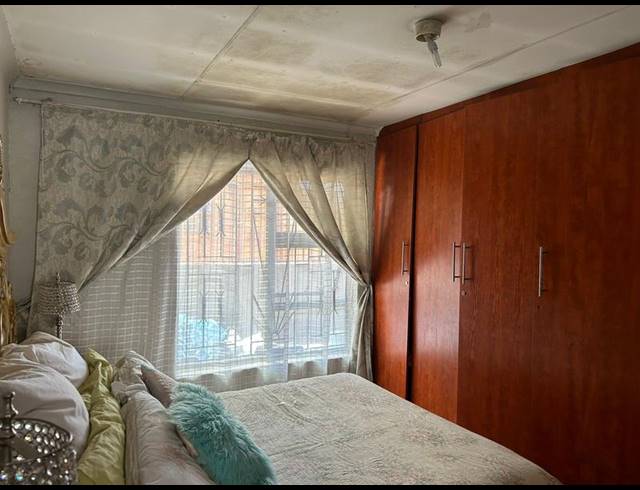 3 BEDROOM HOUSE FOR SALE IN SOSHANGUVE EAST